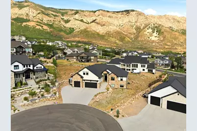 838 E Mountain Rd N, North Ogden, UT 84414 - Photo 3