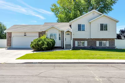 1843 W Springwater Dr S, Orem, UT 84058 - Photo 1