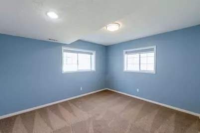 1843 W Springwater Dr S, Orem, UT 84058 - Photo 15