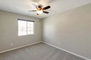 1843 W Springwater Dr S, Orem, UT 84058 - Photo 23