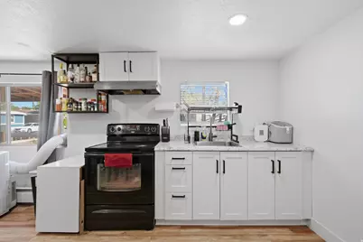 255 N 1600 W, Provo, UT 84601 - Photo 11