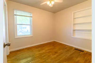 1007 Bonneville Ave, Logan, UT 84341 - Photo 17