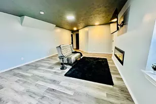 647 E 980 N, Tooele, UT 84074 - Photo 9