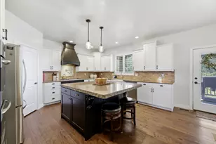 2377 S Cameron Dr, West Haven, UT 84401 - Photo 9