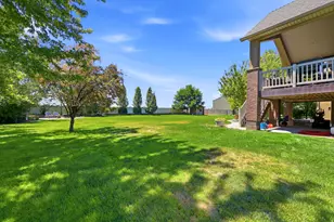 2377 S Cameron Dr, West Haven, UT 84401 - Photo 45