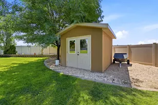 2377 S Cameron Dr, West Haven, UT 84401 - Photo 49