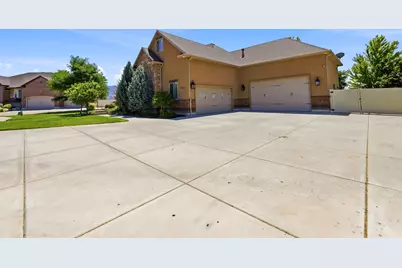 2377 S Cameron Dr, West Haven, UT 84401 - Photo 73