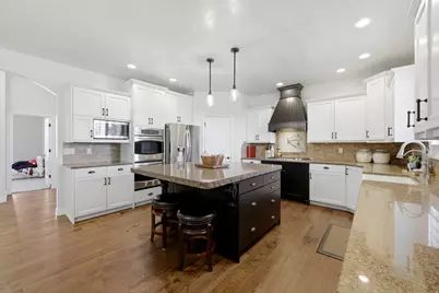 2377 S Cameron Dr, West Haven, UT 84401 - Photo 3