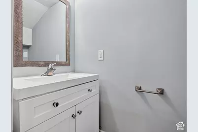1325 S Lincoln Ave E #E4, Ogden, UT 84404 - Photo 9