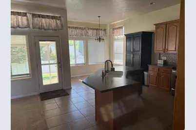 1173 W 2175 S, Syracuse, UT 84075 - Photo 7