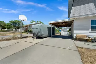 5289 S Leprechaun Ln W, Salt Lake City, UT 84118 - Photo 21