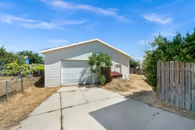 5289 S Leprechaun Ln W, Salt Lake City, UT 84118 - Photo 23