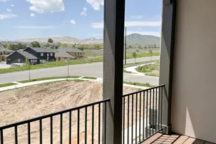 7604 S Clipper Hill Rd W, West Jordan, UT 84081 - Photo 11