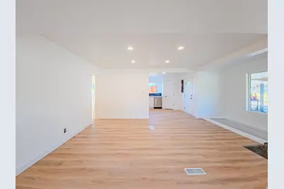 431 Pinion St, Sunnyside, UT 84539 - Photo 7
