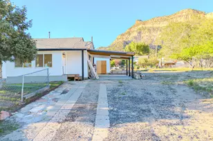 431 Pinion St, Sunnyside, UT 84539 - Photo 1