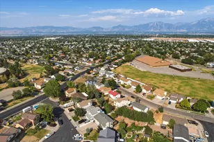 6363 S Uyeda Ct, West Jordan, UT 84081 - Photo 31