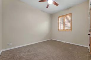 10596 S Pinyon Pines Ct W, South Jordan, UT 84095 - Photo 21