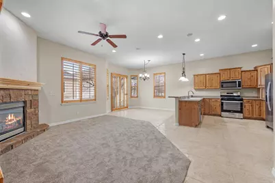 10596 S Pinyon Pines Ct W, South Jordan, UT 84095 - Photo 15