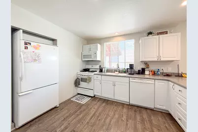304 N 100 E, Price, UT 84501 - Photo 7