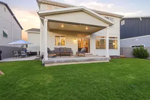 261 S Buckhorn Bath Ave, Saratoga Springs, UT 84045 - Photo 41