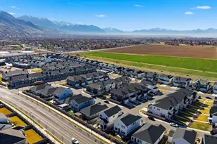 9747 N Ashgrove Ln, Highland, UT 84003 - Photo 39