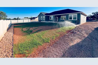 141 S 100 W, Blanding, UT 84511 - Photo 25