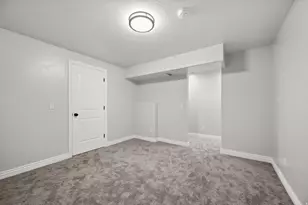 9288 S Bingham Hills Ct, West Jordan, UT 84088 - Photo 27