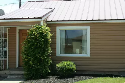 52 E Wasatch Ave, Vernal, UT 84078 - Photo 3