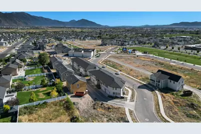721 S Harrison Dr W, Springville, UT 84663 - Photo 31