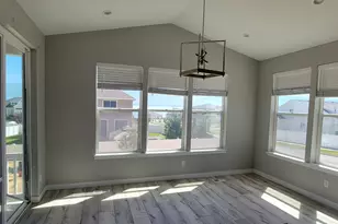 2944 S Preening Wy, Saratoga Springs, UT 84045 - Photo 7
