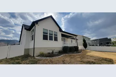 2944 S Preening Way, Saratoga Springs, UT 84045 - Photo 3