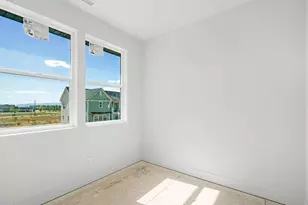 727 S Harrison Dr W, Springville, UT 84663 - Photo 17