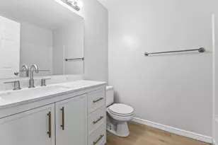 652 W 800 N, Clinton, UT 84015 - Photo 15