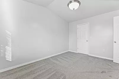 652 W 800 N #58, Clinton, UT 84015 - Photo 15