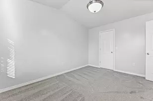 652 W 800 N, Clinton, UT 84015 - Photo 15
