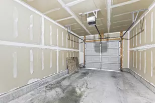 652 W 800 N, Clinton, UT 84015 - Photo 21