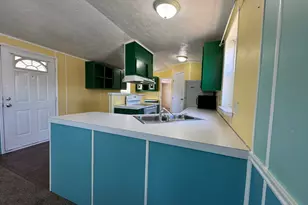 2491 N Hwy 89, Pleasant View, UT 84404 - Photo 25