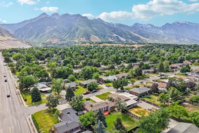 7022 S 2825 E, Cottonwood Heights, UT 84121 - Photo 35