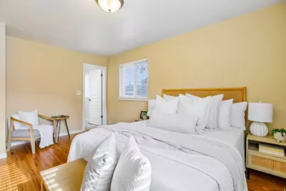 7022 S 2825 E, Cottonwood Heights, UT 84121 - Photo 15