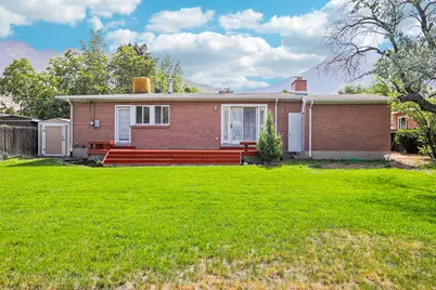 7022 S 2825 E, Cottonwood Heights, UT 84121 - Photo 29