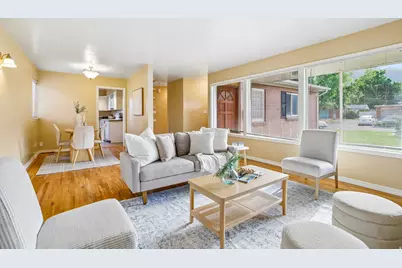 7022 S 2825 E, Cottonwood Heights, UT 84121 - Photo 7