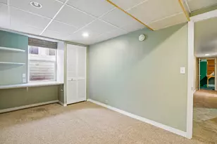 7022 S 2825 E, Cottonwood Heights, UT 84121 - Photo 25
