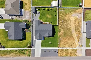 364 E 300 N, Richmond, UT 84333 - Photo 3
