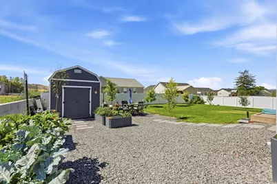364 E 300 N, Richmond, UT 84333 - Photo 7