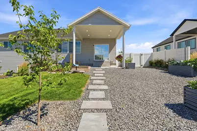 364 E 300 N, Richmond, UT 84333 - Photo 5
