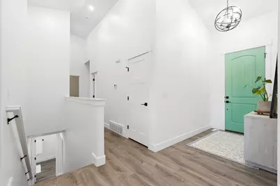364 E 300 N, Richmond, UT 84333 - Photo 9