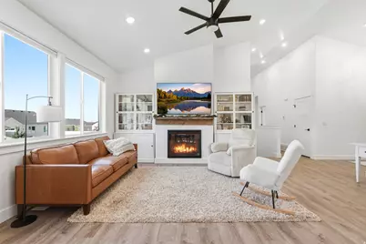 364 E 300 N, Richmond, UT 84333 - Photo 23