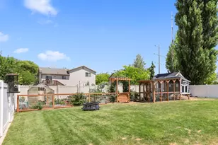 1678 W 600 N, Clinton, UT 84015 - Photo 29