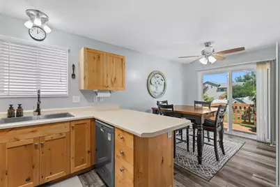 1678 W 600 N, Clinton, UT 84015 - Photo 5