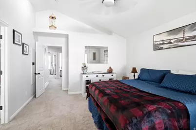 882 N 3625 W, Layton, UT 84041 - Photo 13